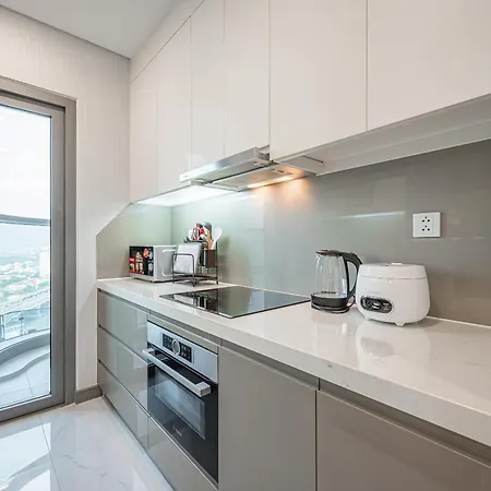 Celavie Serviced Apartment - The Vinhomes And Landmark Ho Chi Minh City Exterior photo