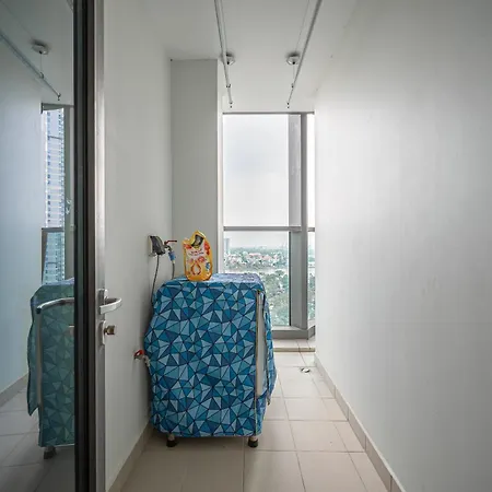 Celavie Serviced Apartment - The Vinhomes And Landmark Ho Chi Minh City Exterior photo