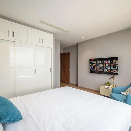 Celavie Serviced Apartment - The Vinhomes And Landmark Ho Chi Minh City Room photo