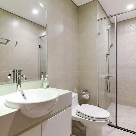 Celavie Serviced Apartment - The Vinhomes And Landmark Ho Chi Minh City Exterior photo