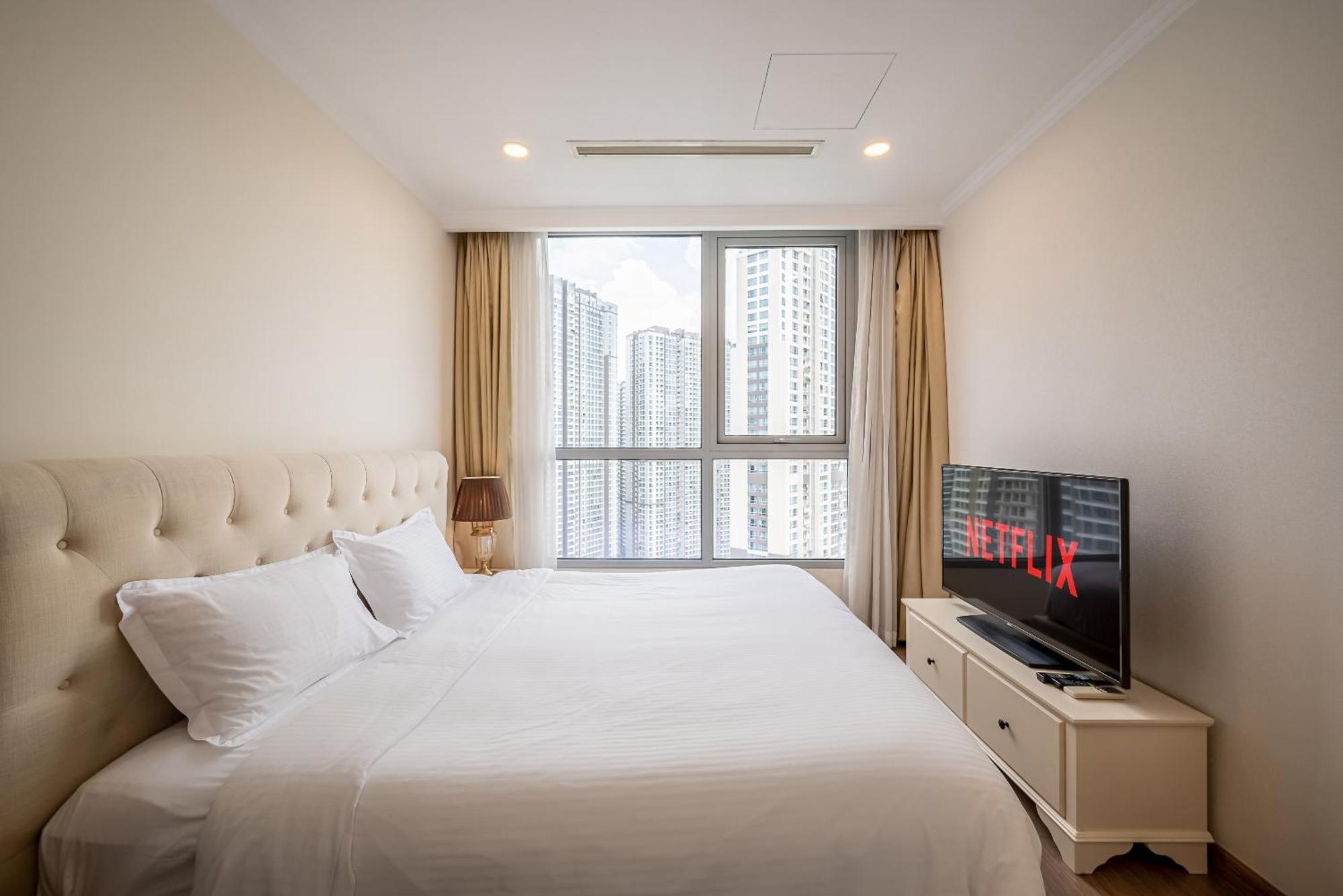 Celavie Serviced - The Vinhomes And Landmark * Ho Chi Minh City