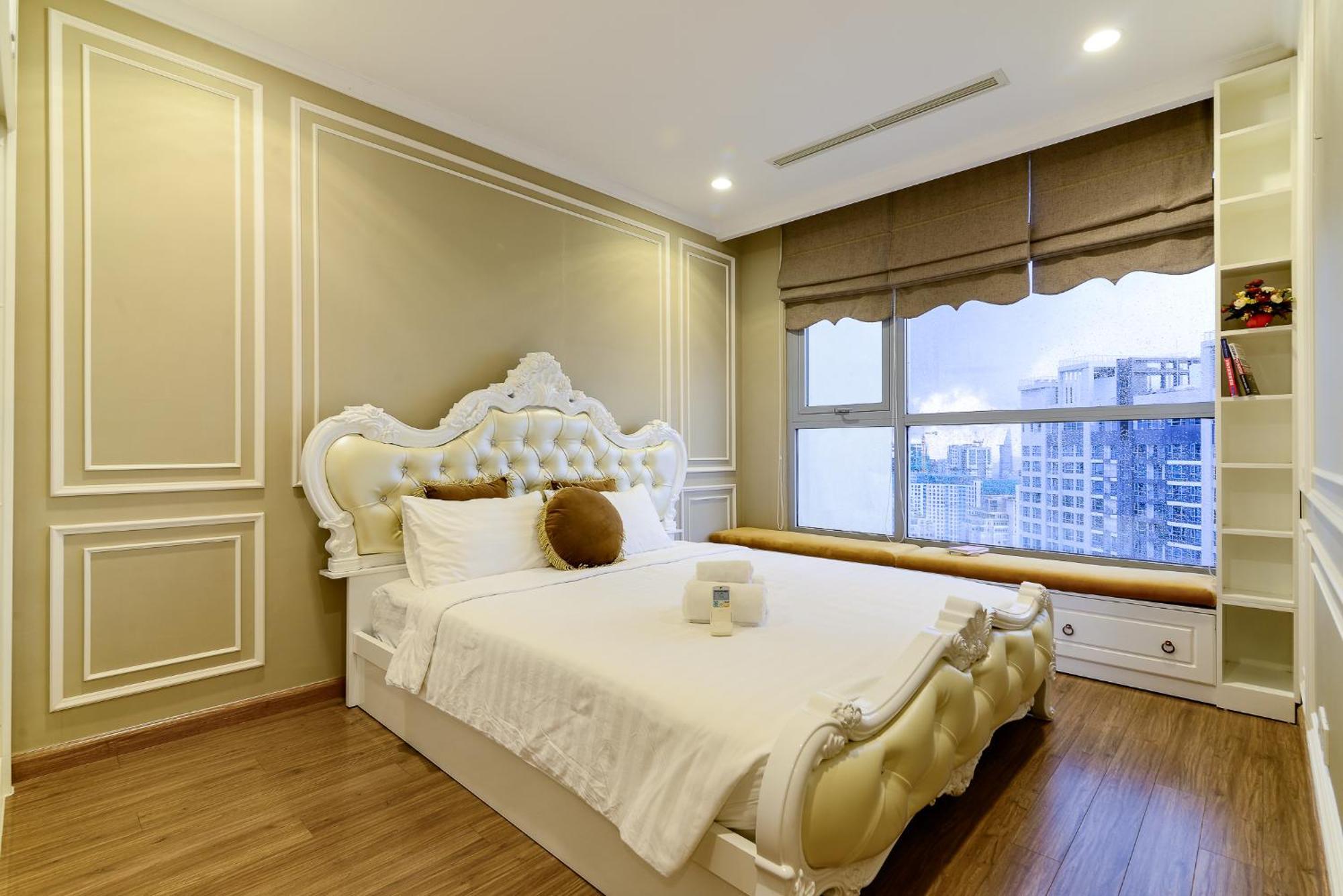 Celavie Serviced - The Vinhomes And Landmark Apartment