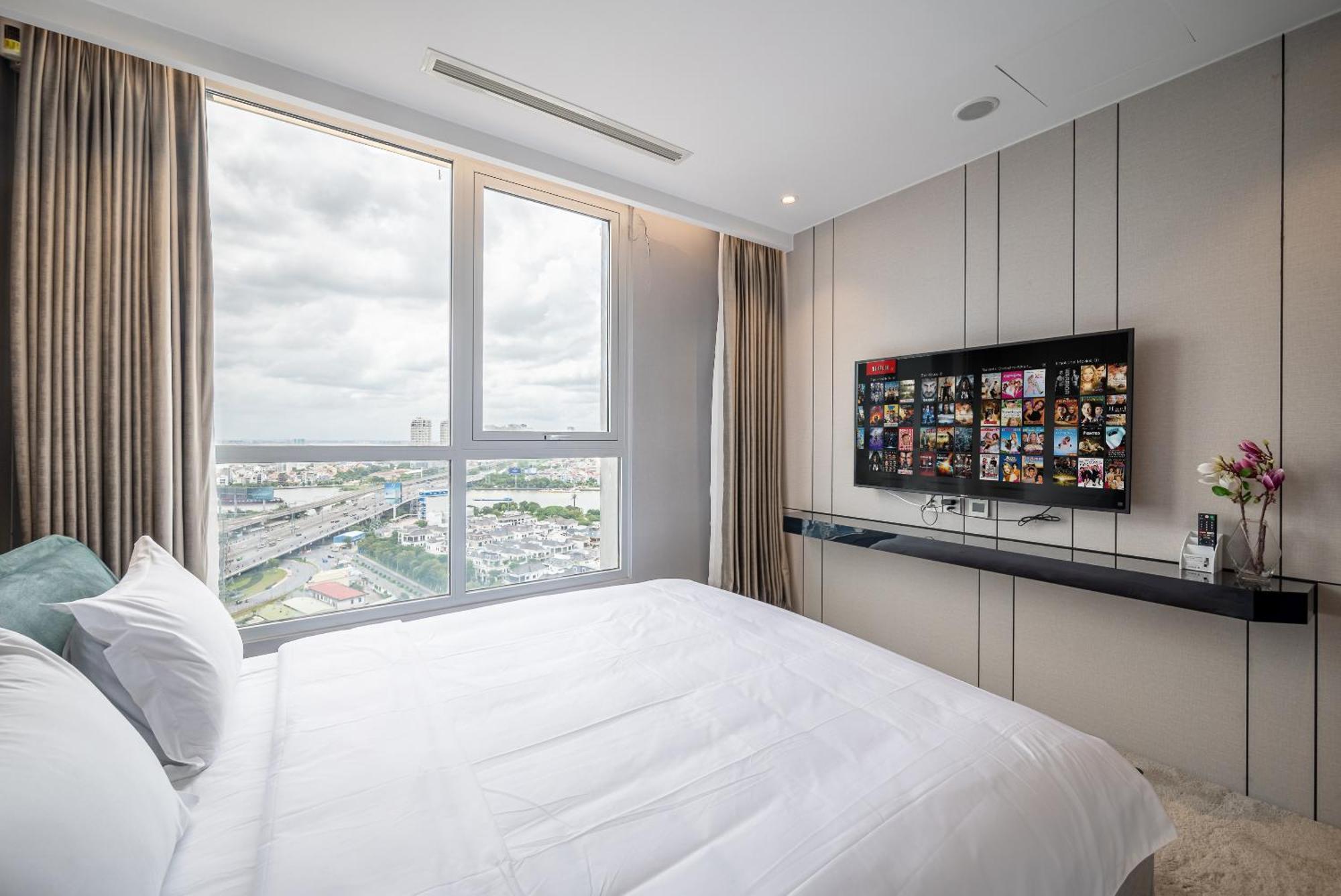 Celavie Serviced - The Vinhomes And Landmark * Ho Chi Minh City