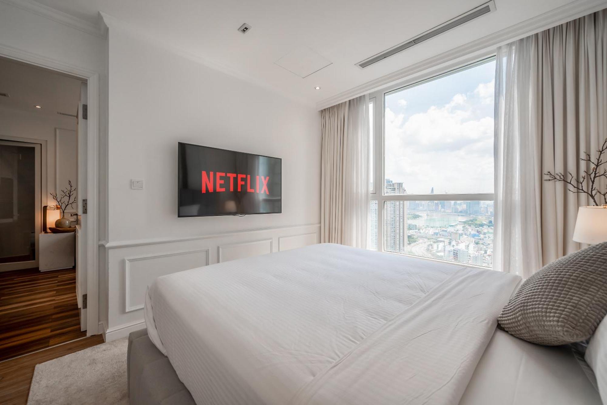 Apartment Celavie Serviced - The Vinhomes And Landmark Ho Chi Minh City