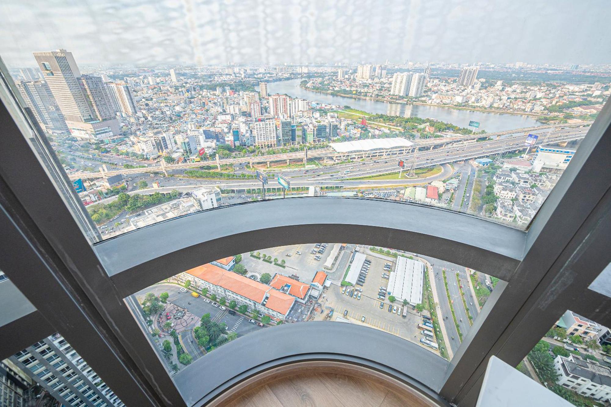 Celavie Serviced - The Vinhomes And Landmark Apartment *