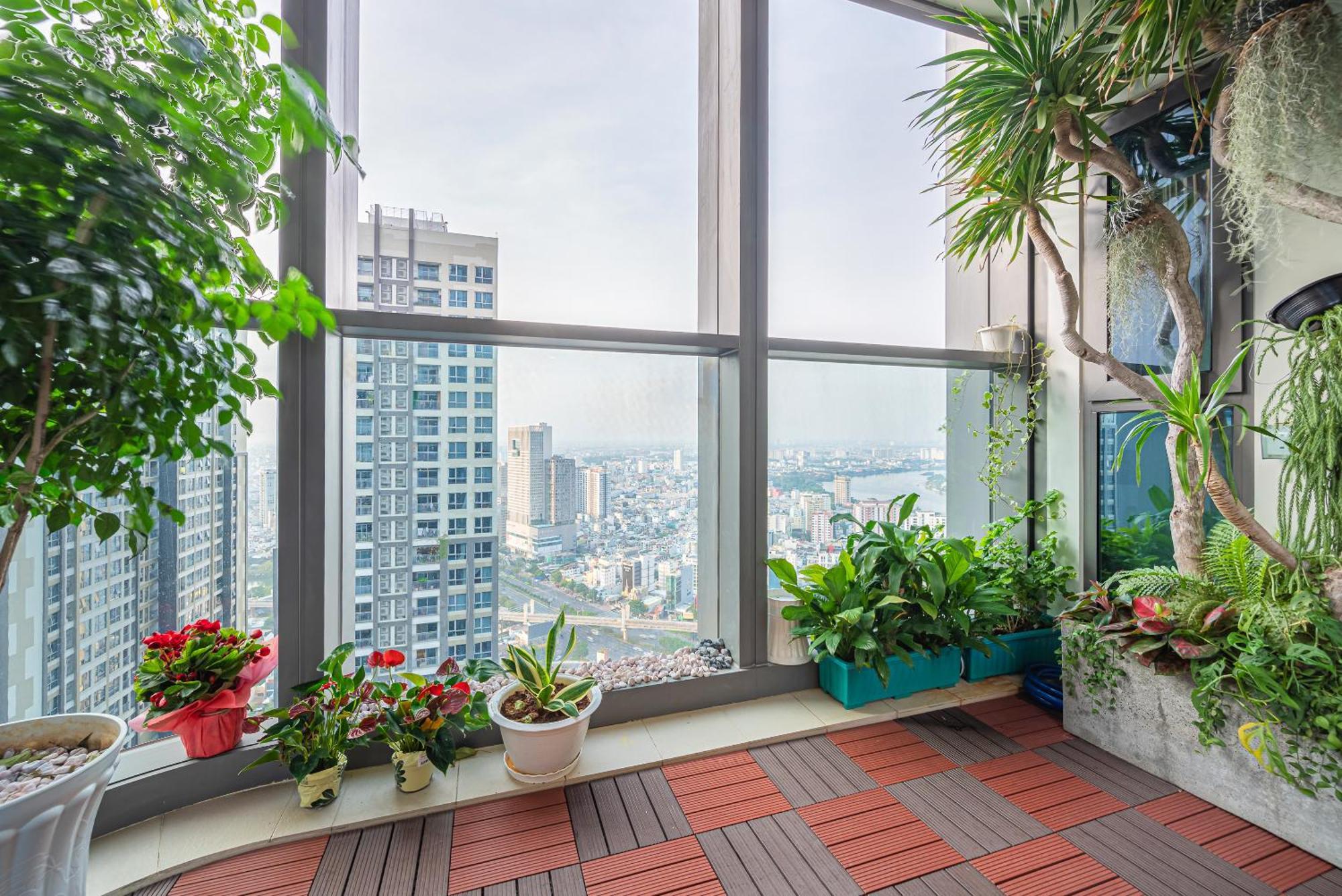 Apartment Celavie Serviced - The Vinhomes And Landmark