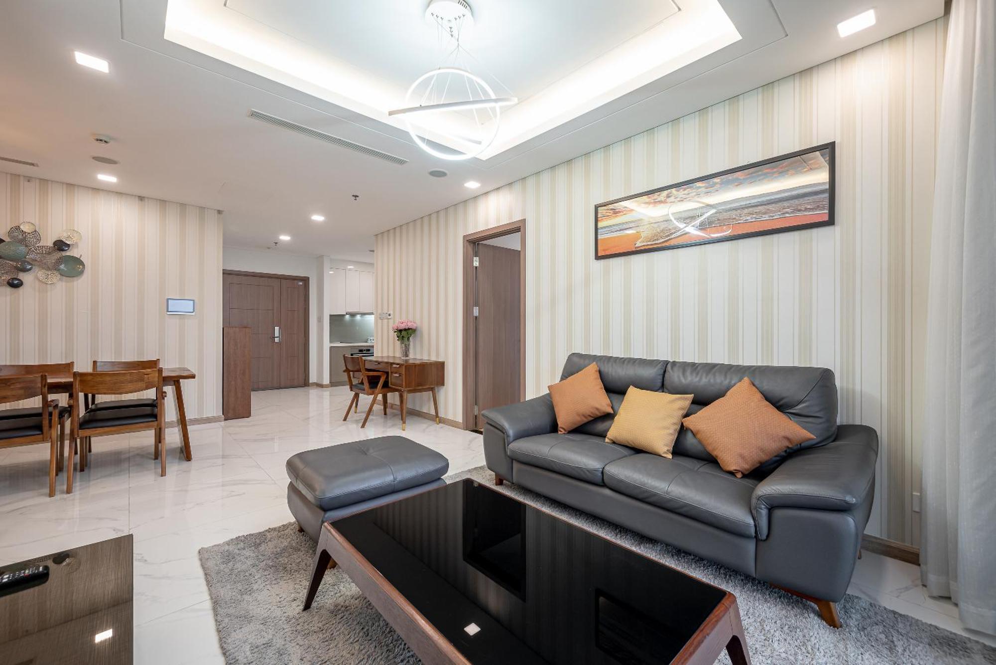 Apartment Celavie Serviced - The Vinhomes And Landmark Ho Chi Minh City